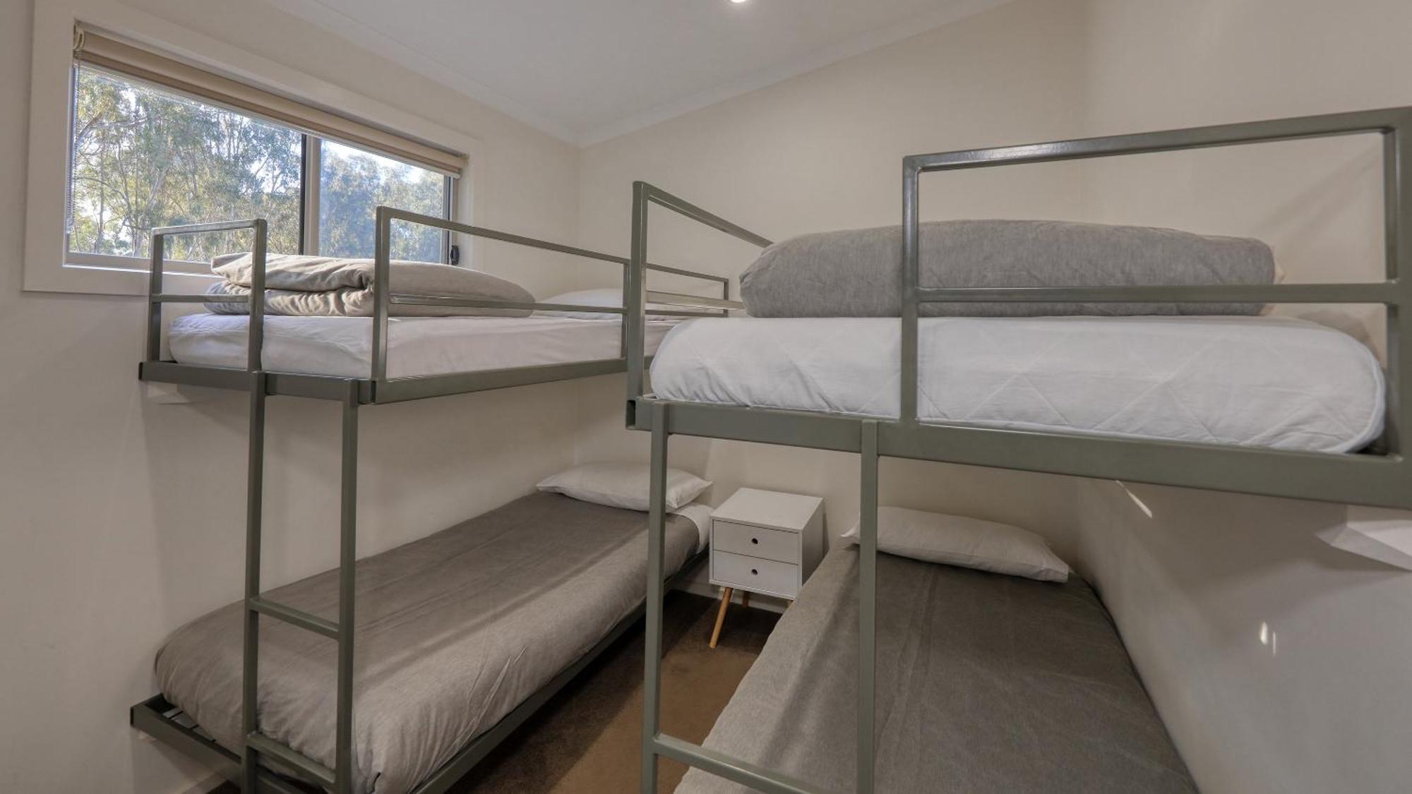 Deniliquin Riverside Caravan Park Ngoại thất bức ảnh